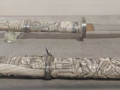 Выставка «Оружие в веках» продолжает свою работу в Кяхтинском краеведческом музее.